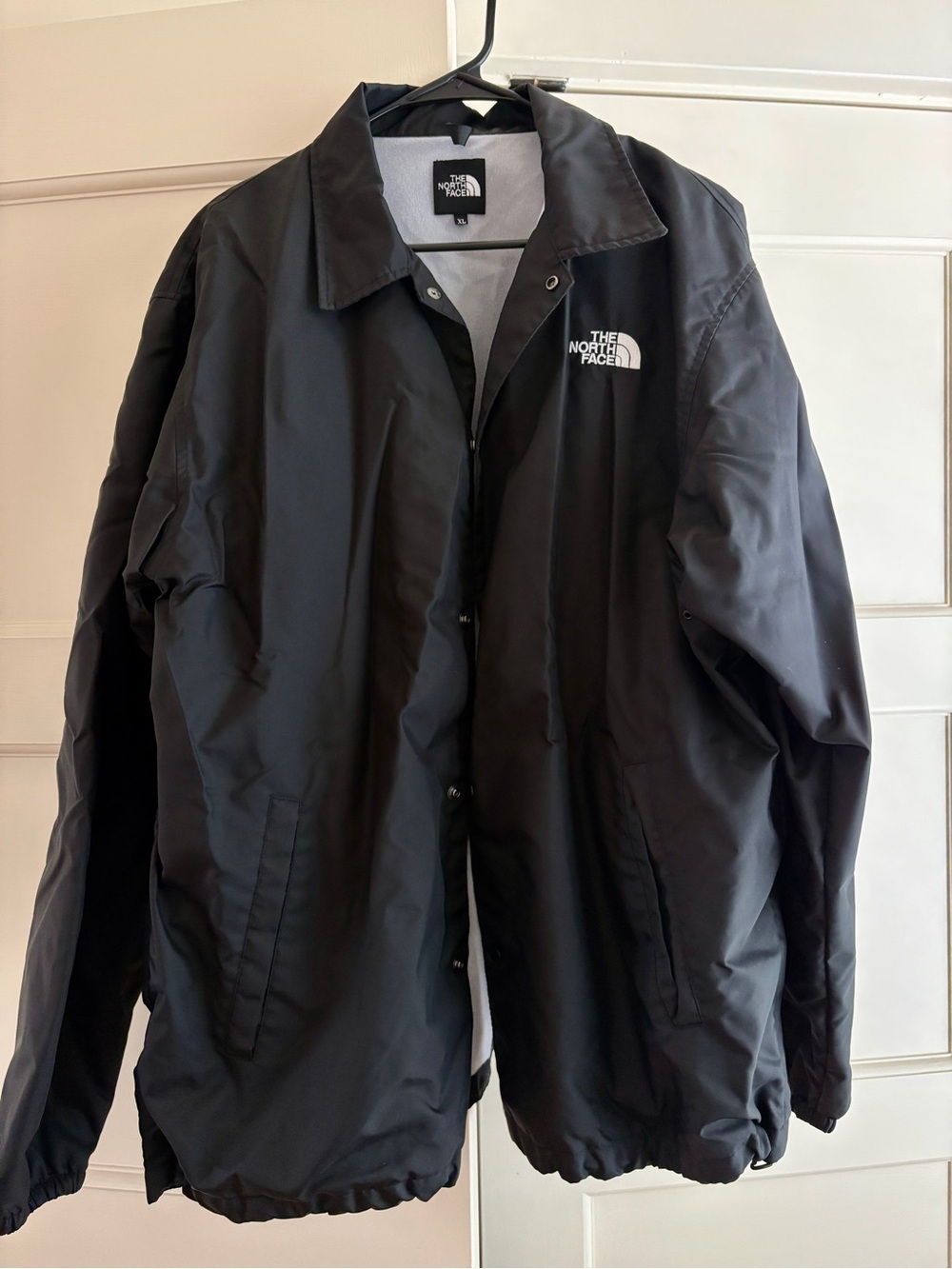 The North Face Black Men's Windbreaker Jacket